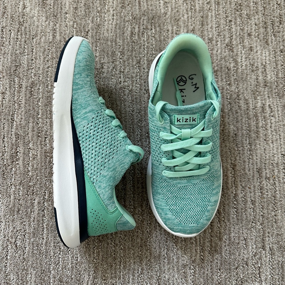 Kizik women’s Lima in Aqua women’s size 8wide